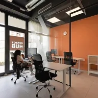  Impact Hub Istra je coworking prostor in inkubator, namenjen 
razvoju podjetniških pobud.