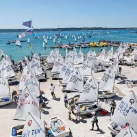 Da šport združuje in povezuje, potrjuje tudi svetovno prvenstvo za 
najmlajše jadralce, ki ki ga organizirajo člani Jadralnega kluba 
Pirat.