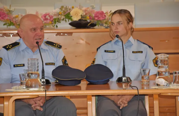 Marjan Fabjan (levo) je sicer zaposlen tudi v policiji kot športnik 
policist. 