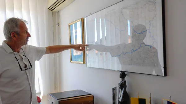    Vir največjega dela  pitne vode za Kras - in deloma tudi za 
slovensko Istro - je v občini Komen.