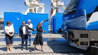  Takole so krstili Nino, peto električno lokomotivo družbe Adria 
Transport.