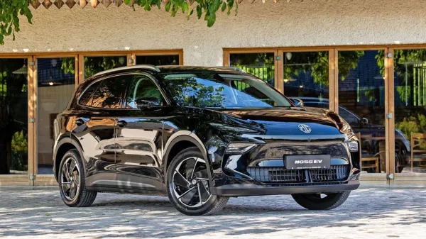 Znamka MG v letošnjem letu načrtuje prodajo približno 50 vozil 
tega modela, v letu 2026 pa podvojitev številke na sto prodanih 
primerkov.