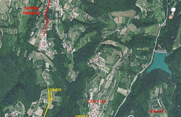 V času trajanja del, od vključno srede, 16. julija, bo veljala popolna 
zapora ceste, obvoz bo urejen skozi Čentur.