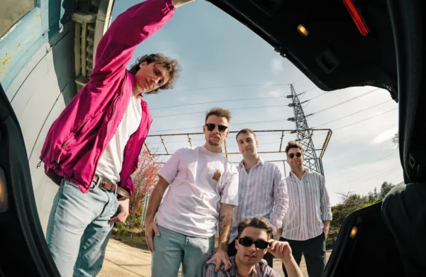 Cona40 so (z leve) Martin Pinter, Matic Isovski, Tine Vidmar, 
Gabrijel Juriševič in Timotej Majer (spodaj).

