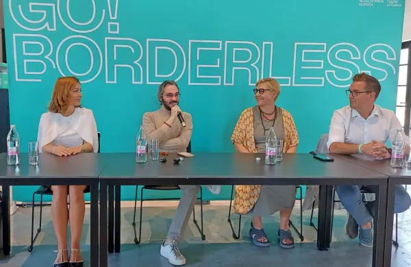 Koncerta pod imenom Točka srečanja bosta eden od vrhuncev 
EPK, napovedujejo direktorica GO! 2025 Mija Lorbek, Aleksander 
Gadjiev, umetniška svetovalka Neda Rusjan Bric in župan Samo 
Turel. 