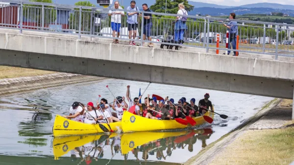 Na vodi je šlo zelo na tesno ...