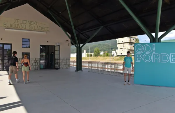 Nekdanje blagovno skladišče železniške postaje postaja vse bolj 
bogat kulturni EPIC center.