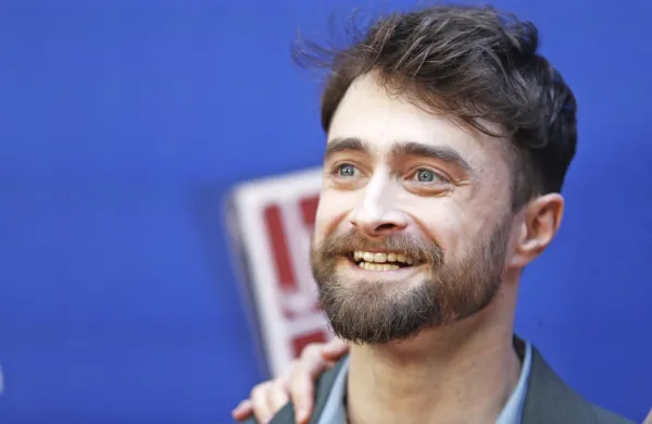 Harryja Potterja je v filmu upodobil danes 35-letni britanski igralec 
Daniel Radcliffe.