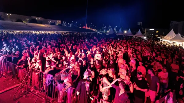 Numatronic Istra Electro Night je minuli konec tedna na parkirišče ob koprskem stadionu Bonifika zvabil več kot tri tisoč navdušencev nad elektronsko glasbo.