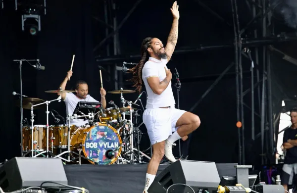 Bob Vylan na festivalu Glastonbury