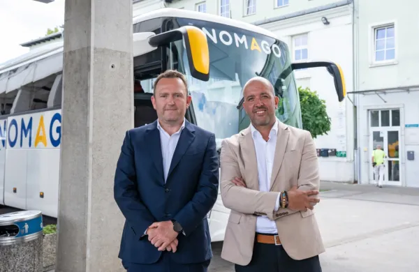 Generalni direktor Slovenskih železnic Dušan Mes (levo) in glavni 
izvršni direktor Nomaga Miha Tavčar  