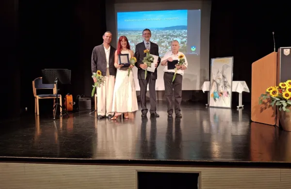 Nagrajenci (z leve) Michal Rynia, Nastja Bremec Rynia, častni 
občan Dragan Valenčič in Stanislav Črvič  