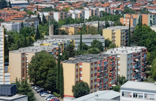Padec poskusa obdavčitve stanovanj s 1,45-odstotno letno stopnjo je bil pričakovan.
