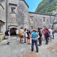 Poletna šola Bovec na ekskurziji v Klužah