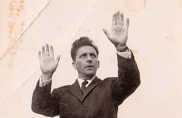 Ciril Silič (1925-1973) je ustanovil in vodil več zborov na Goriškem.