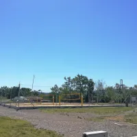 Ob Športnem parku Sv. Katarina bo občina v senci dreves uredila 
otroško igrišče z igrali.