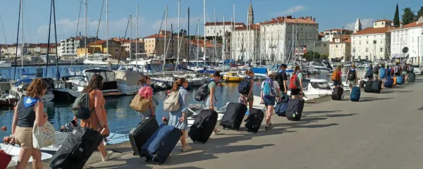Koliko turistov je ravno prav?