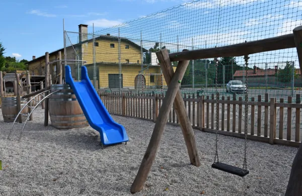 Novo otroško igrišče na Humu bo namenu uradno predano v 
začetku avgusta.