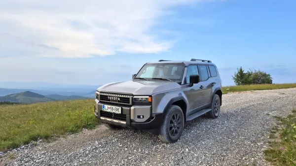 Land cruiser bo verjetno eden od najdlje živečih Toyotinih 
modelov. Na sceni je že več kot sedem desetletij.