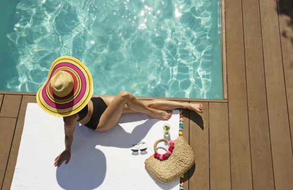 Katere sestavine lahko škodujejo koži v kombinaciji s klorom?