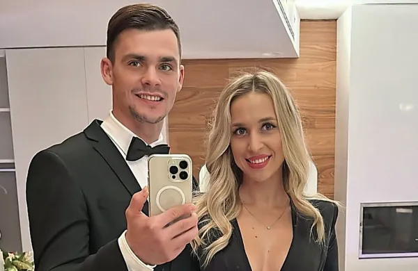 Tim Gajser in Špela Motaln se bosta poročila.