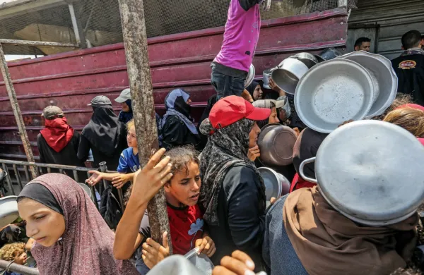 Gaza: zaradi lakote in z njo povezanih težav umrlo že sto otrok