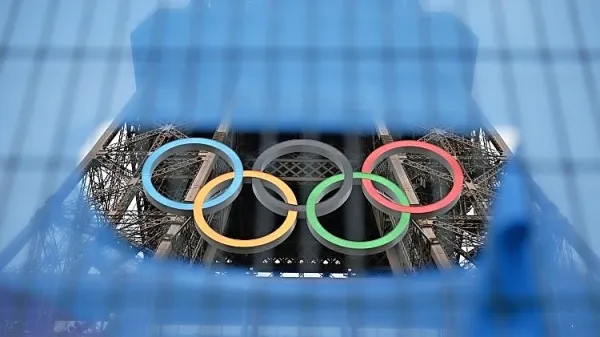 

Z novega seznama so črtali tudi celotne olimpijske igre. Večina bi 
po TV lahko videla izključno nastope slovenskih športnikov. 


