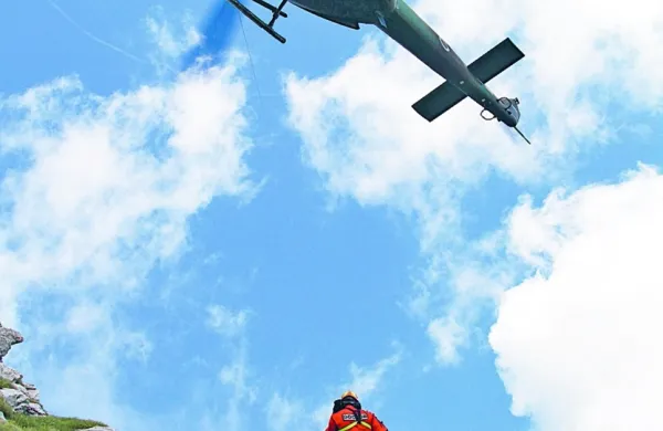 V  gorah  so  letos s helikopterjem  reševali že  170-krat.