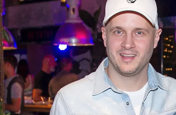 Mitja Okorn že drugič očka