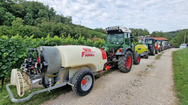 Vinogradniki so preizku&scaron;ali učinkovitost &scaron;kropilnic