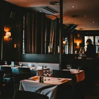 Če se vam nesreča pripeti v restavraciji, hitro ukrepajte. 