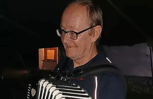 Umrl je istrski harmonikar Andrej Rupnik