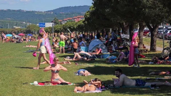 “To je že deset dni moj prostor,” je stavek, ki je marsikomu letos 
poleti prišel na uho. 