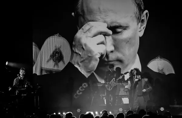 Bodo Laibach tudi na Mostovno “pripeljali” Putina?