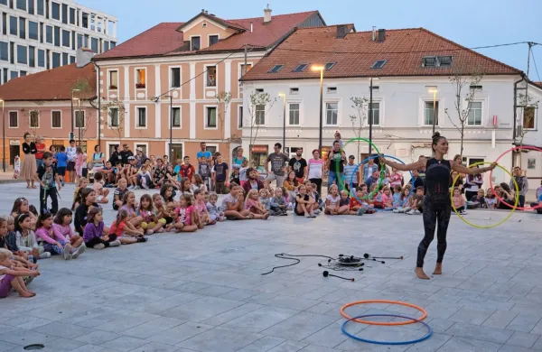  Festival prinaša pester program za vse generacije, tudi za najmlajše.