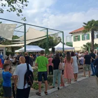 (FOTO) Na Trgu Evrope uradno odprli Super8 - prostor, ki bo povezoval lokalno gastronomijo, kulturo in umetnost