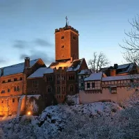 Znamka je dobila ime po gradu Wartburg pri Eisenachu.