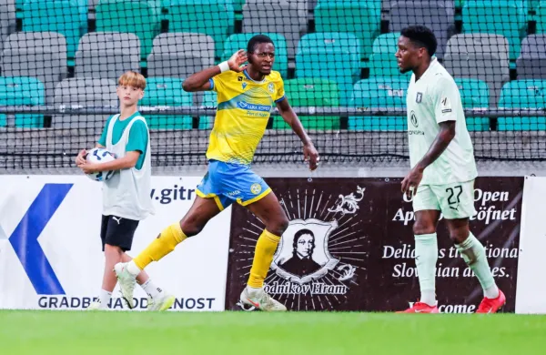 Ahmed Sidibe je zadnjo tekmo v koprskem dresu odigral v 
Stožicah proti Olimpiji.