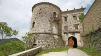 Gradi Rihemberk bo danes zvečer nudil edinstveno izkušnjo 
druženja ob zvokih netopirjev in narave.