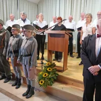 Skupina Vox medicum,  dvojčici Katici in Irena Šibelja, Igor Rojc  in 
Tjaša Jurman so se s pomočjo dnevnika Andreja Bolčine sprehodili 
skozi pekel zadnje ofenzive na Vojskem in bogastvo vrednot.