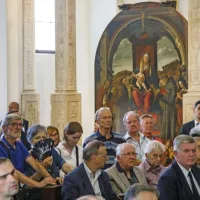 (FOTO) Vijake za sliko Marije z detetom so pred 85 leti skrbno shranili