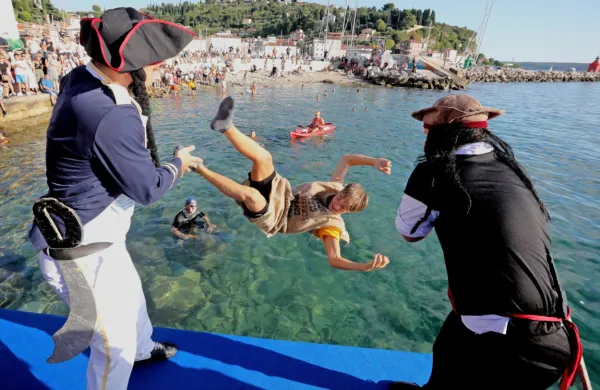 Neptun bo krstil novo generacijo pomorcev