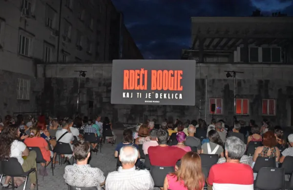 Letnemu kinu Silvana Furlana in Filmskemu gledališču bi se lahko v prihodnje pridružil tudi drive-in kino.

