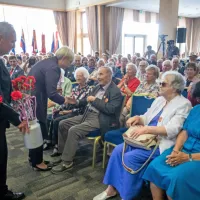 V Portorožu so se tradicionalno srečali nekdanji interniranci (FOTO)