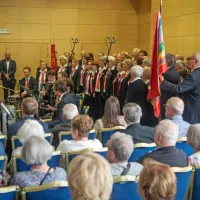 V Portorožu so se tradicionalno srečali nekdanji interniranci (FOTO)