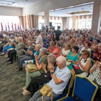 V Portorožu so se tradicionalno srečali nekdanji interniranci (FOTO)