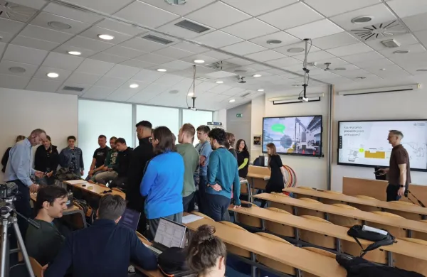 Delavnica o napajanju ladje z električnim omrežjem z obale