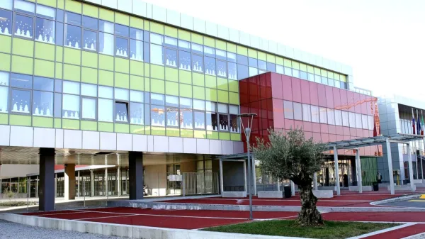  Kdo bo vodil največjo osnovno šolo v slovenski Istri, za zdaj še ni 
znano.