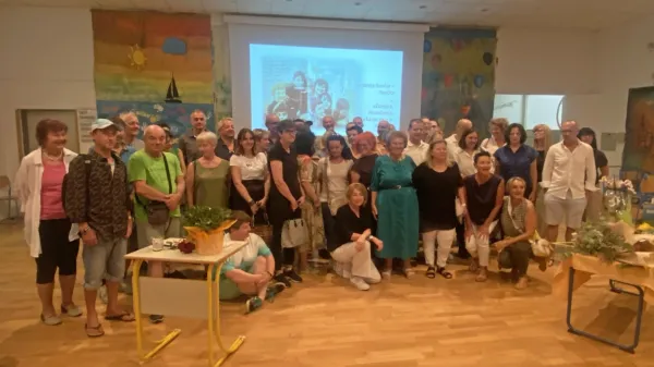 Na srečanje  so prišli nekdanji šolarji iz več generacij. 