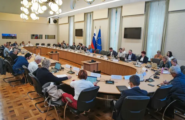 Delodajalci in sindikati so na današnji seji ESS nasprotovali 
predlogu zakona o konoplji za omejeno osebno uporabo.